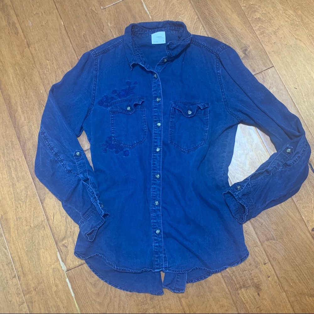 Button down top